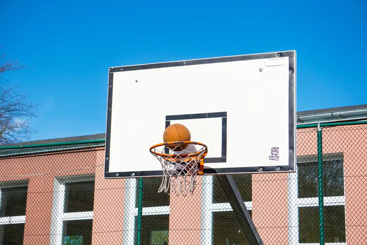 2025年软体家具生产工艺创新与质量管控趋势分析